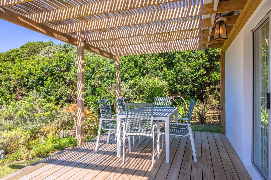 2 Bedroom Property for Sale in Keurboomstrand Western Cape